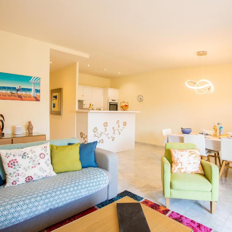 LE FOCH AP4244 By Riviera Holiday Homes - Appartement 2 Chambres - 9