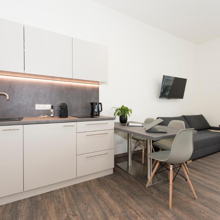 TT-ROOMS - kontaktlos mit Self Check-in I FREE PARKING - Comfort Apartment - 1