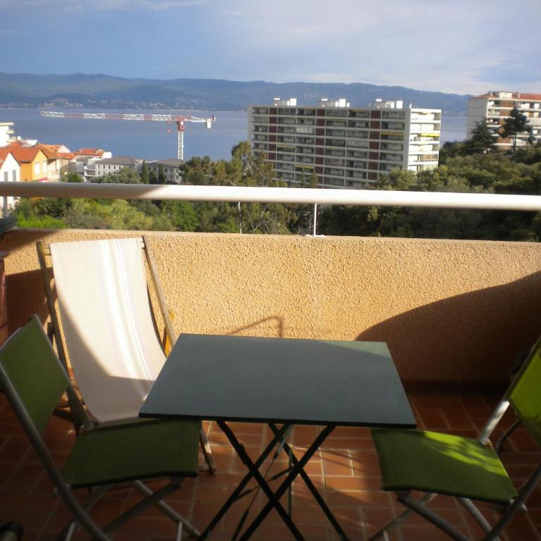Chambre hôtes Wagram - Chambre Double Deluxe avec Balcon - Vue sur Mer - 8