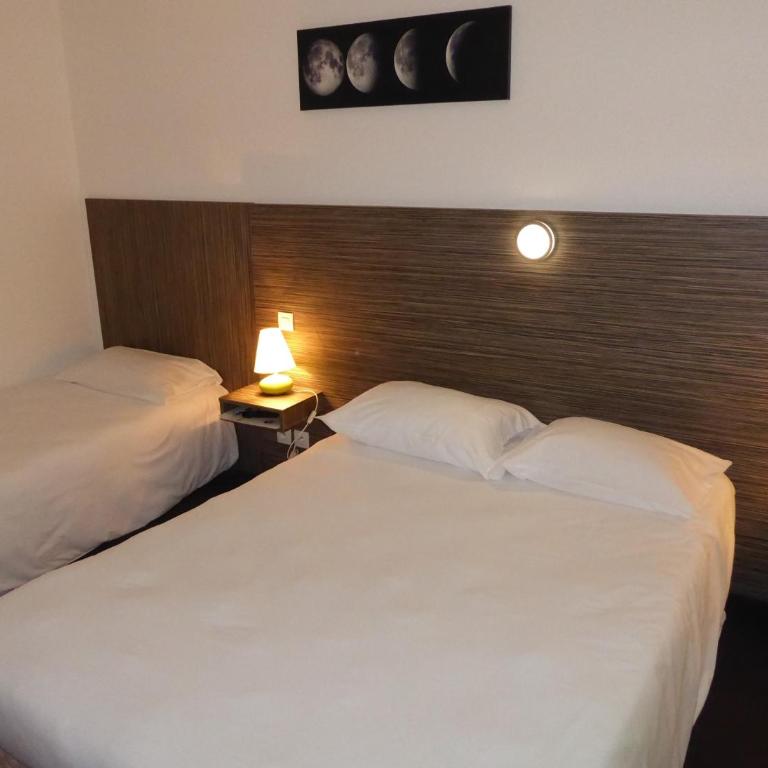 Hôtel Le Cosy Blois Villebarou - Chambre Triple Standard Sans Ascenseur - 1er Étage - 17 m2 - 1