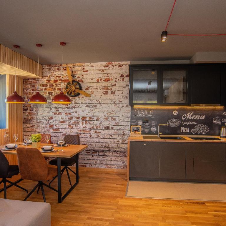 Stylish Two Bedroom Apartment at Ljubovic-Hill Park - Two-Bedroom Apartment - 6