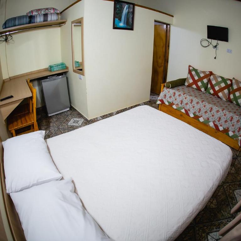 La Posada de Moncho - Habitación Doble con cama supletoria - 2 camas - 8