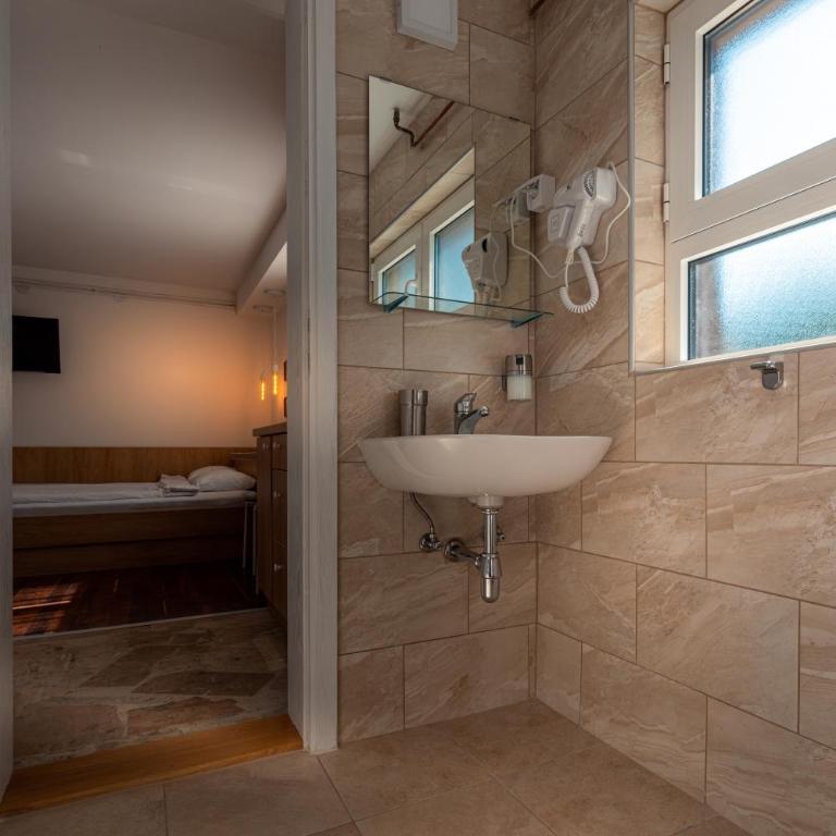 Kuća Jankovića - Porodični Studio - 11