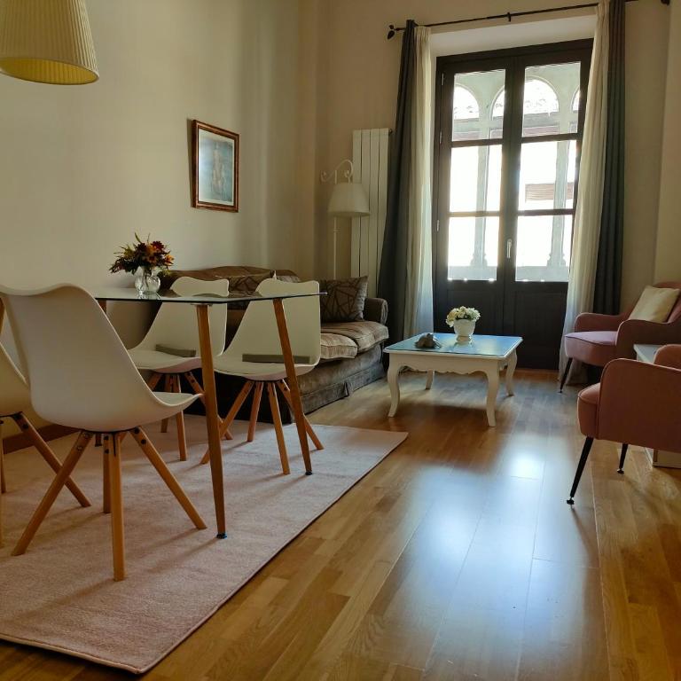 Apartamento Nueva del Santísimo - Two-Bedroom Apartment - 9