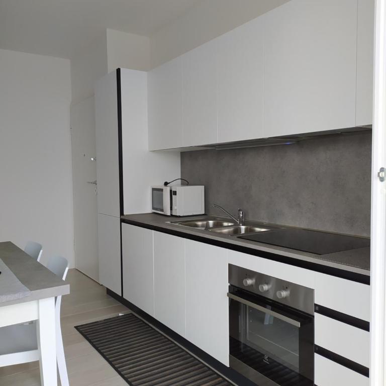 Jesolo Appartamenti F2 - Green Viking - Appartamento con 2 Camere da Letto - 3