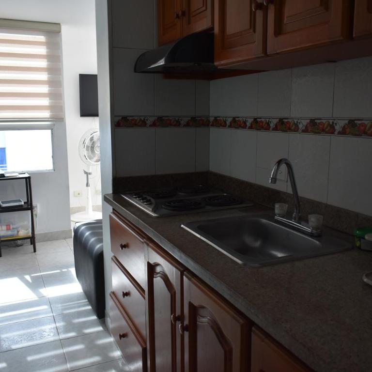 Apartamento en Cartagena Edificio El conquistador Sector el Laguito - By Corfeinco - Apartamento de 2 dormitorios - 2