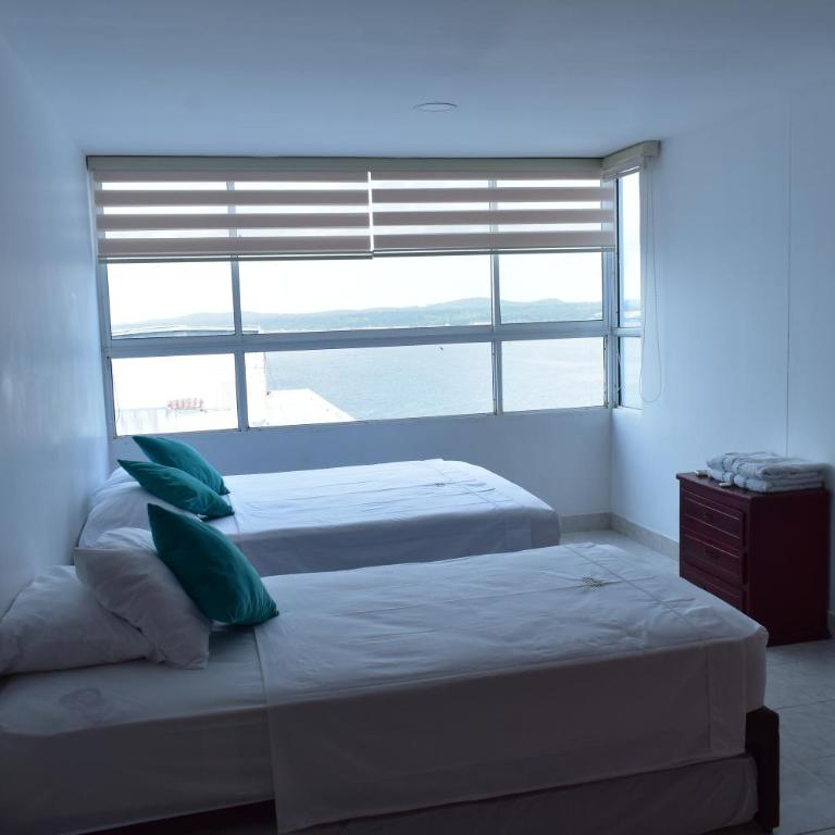 Apartamento en Cartagena Edificio El conquistador Sector el Laguito - By Corfeinco - Apartamento de 2 dormitorios - 4