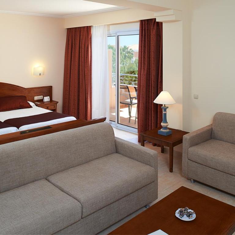 Hipotels Barrosa Garden - Habitación Familiar - 1