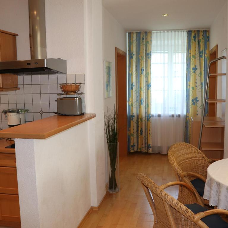 Ferienwohnungen Stuhlreiter GbR - Apartment mit 2 Schlafzimmern - 1