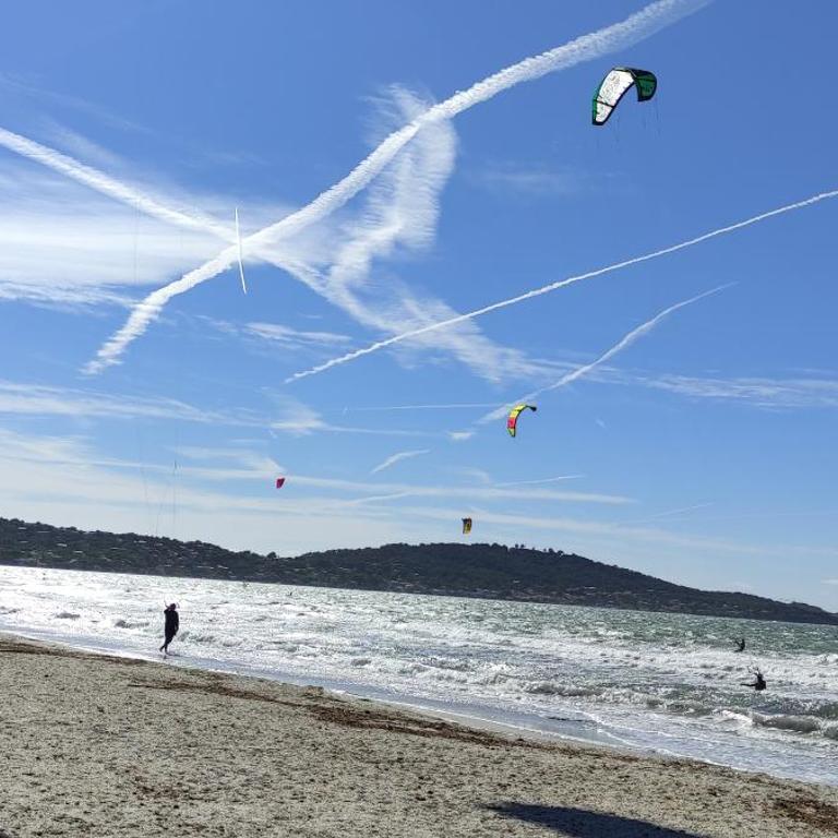 Maison de vacances à l'Ayguade classée 3 étoiles, climatisée,3mn à pied plage et restos ,5mn aéroport, 10mn gare - Haus mit 4 Schlafzimmern - 20
