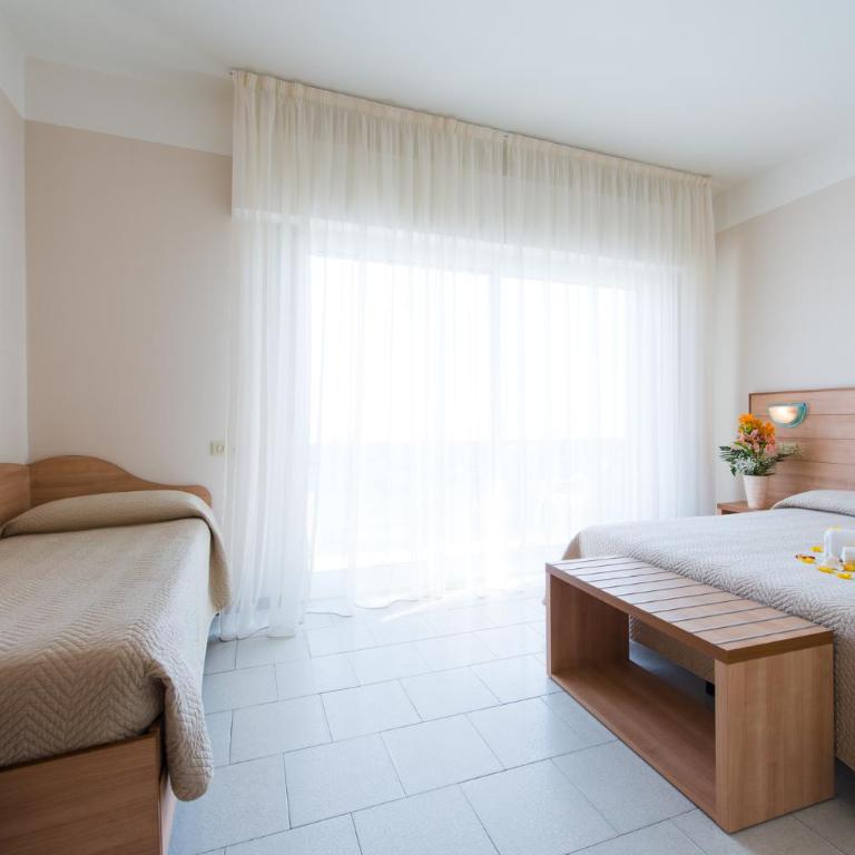 Hotel Giulietta - Double or Twin Room - 6