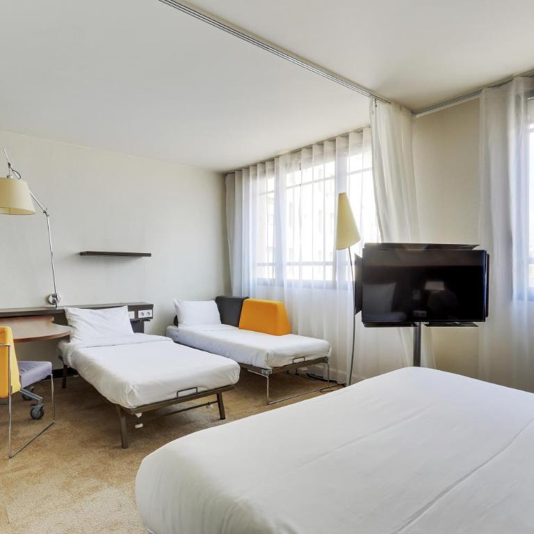 Novotel Suites Paris Montreuil Vincennes - Suite Supérieure avec Lit Double, Lit Simple et Canapé-Lit - 15
