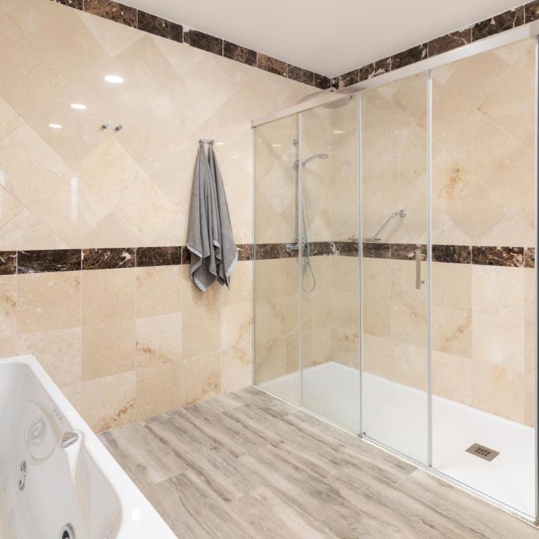 Luxury Villa Maria private heated pool Free Car except Christmas - Villa de lujo con piscina privada - Maria - 21