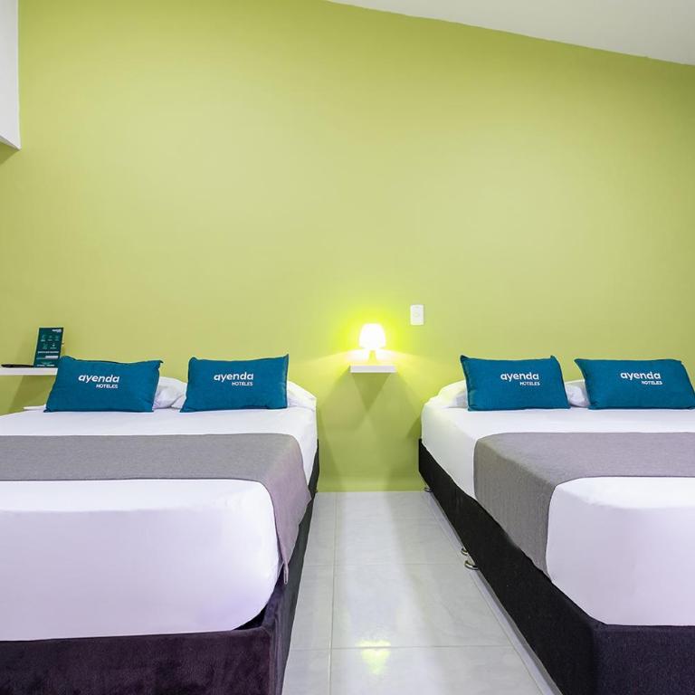 Hotel Antiguo Campestre - Quadruple Room - 11