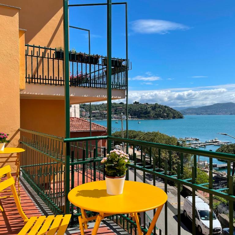 Casa Irene terrazza vista mare e garage - Appartamento con 1 Camera da Letto - 1