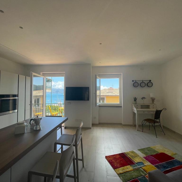 Casa Irene terrazza vista mare e garage - Appartamento con 1 Camera da Letto - 5