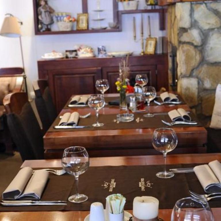 Čar30 Kraljevi čardaci - Standardni Studio - 48