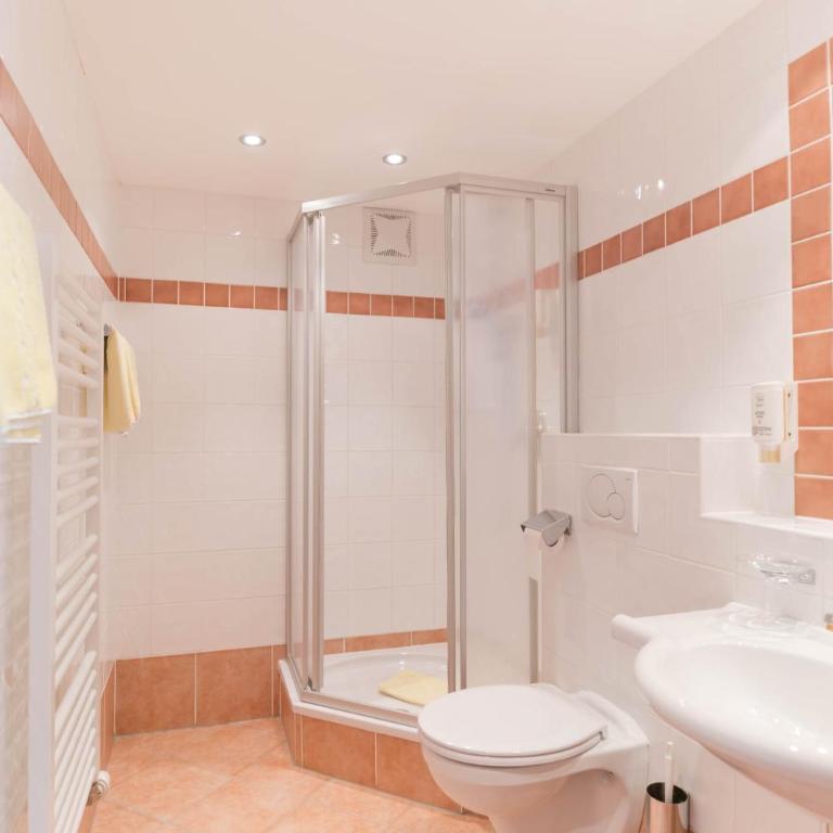 Hotel Pehab - Rooftop-Spa - Doppelzimmer mit eigenem Bad - 4