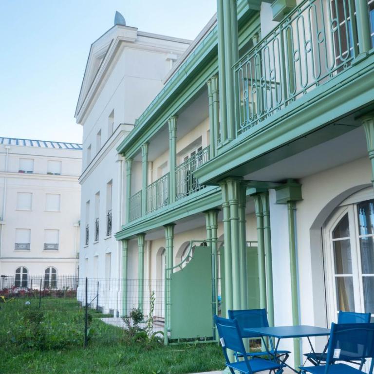 *DISNEYLAND/SERRIS* APPARTEMENT idéalement situé - Appartement avec Terrasse - 12
