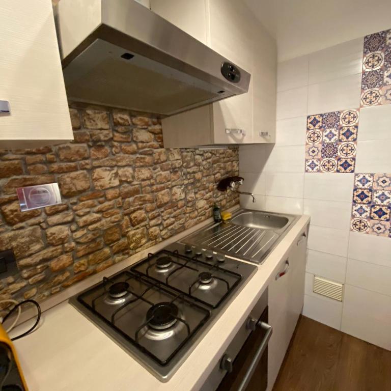 Casina Nel Borgo - Appartamento con 2 Camere da Letto - 14