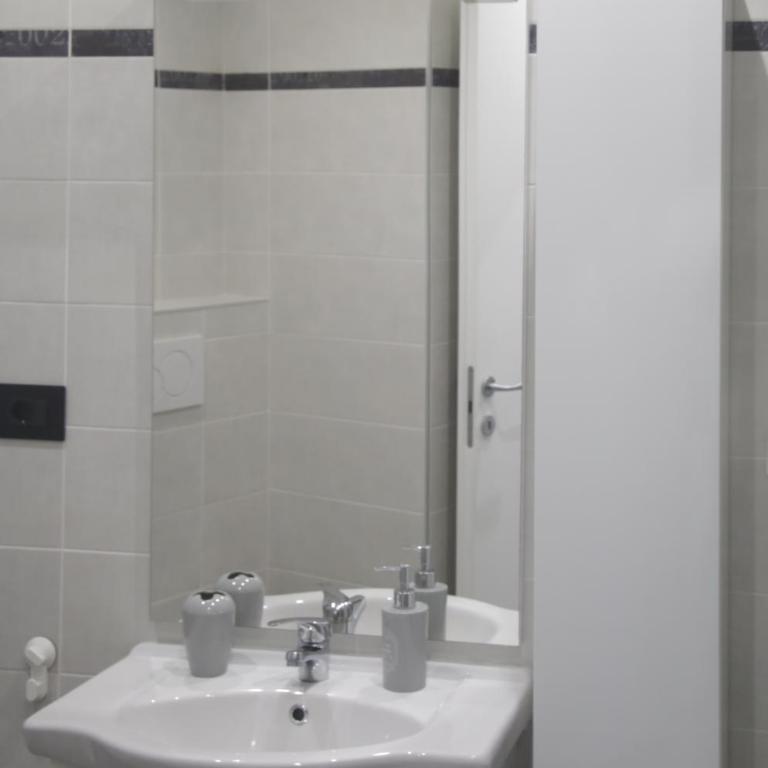 Casa San Vincenzo, un nido nel cuore di Genova. - Appartamento - 17