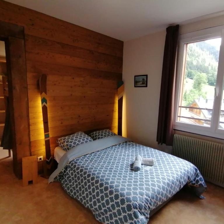 1861 Châtel Hostel - Chambre Familiale - Vue sur Montagne - 1