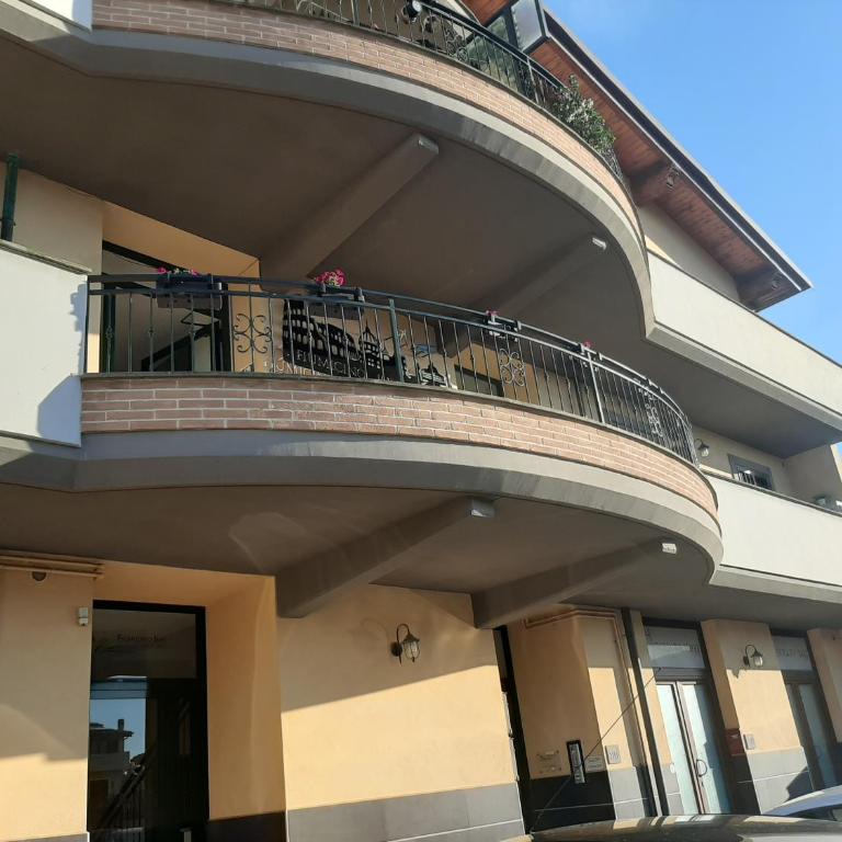 Fiumicino Inn Airport - Camera Matrimoniale con Balcone - 36