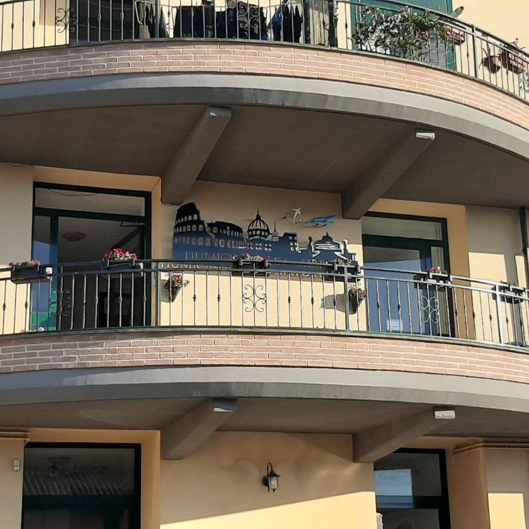 Fiumicino Inn Airport - Camera Matrimoniale con Balcone - 18