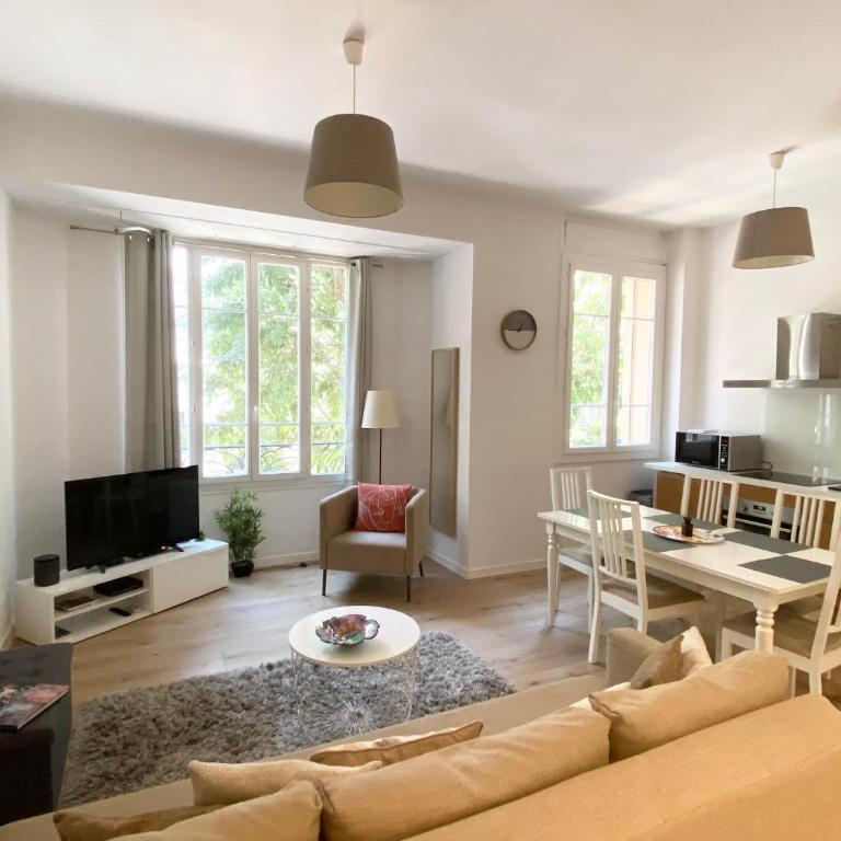 Stylish two-bedroom apartment -StayInAntibes - 5 Soleau - Appartement 2 Chambres - 1