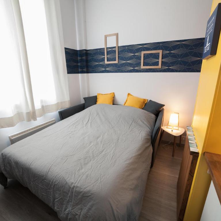 PRESTIGELOC - Studio Calme, 1er Emplacement - Place du Martroi, Idéal Pro - Apartamento de 1 dormitorio - 3