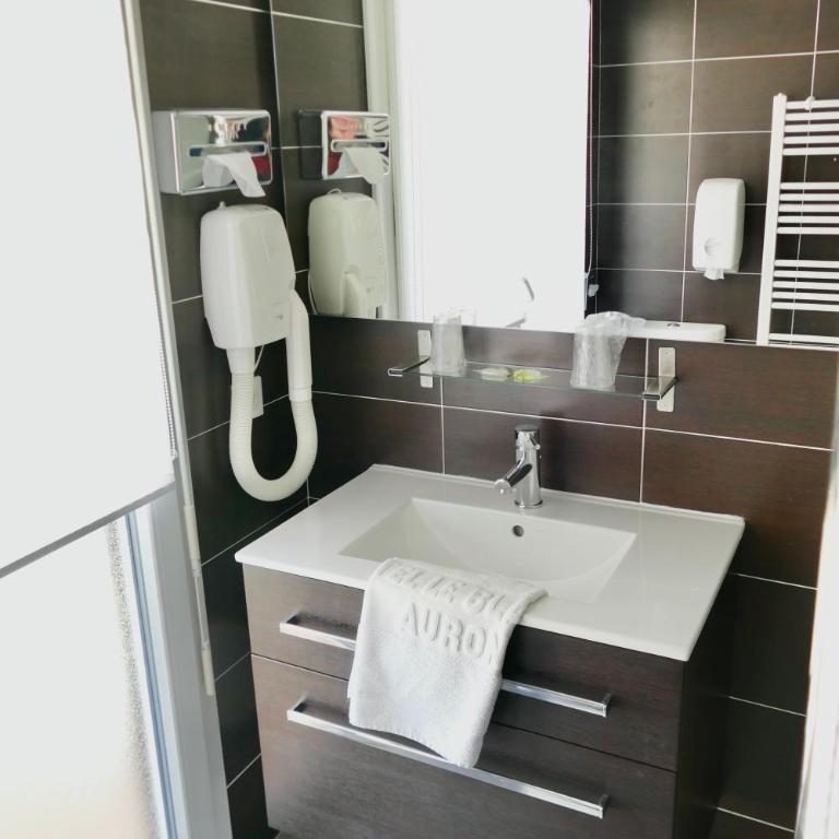 Hôtel Le Blainon - Chambre Double avec Terrasse - Vue sur Montagne - 6