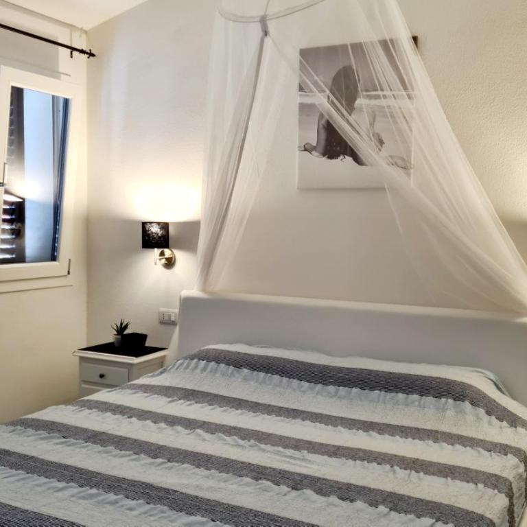 Villa vista pineta - 90 mt dalla spiaggia - Appartamento con Vista Giardino - 69