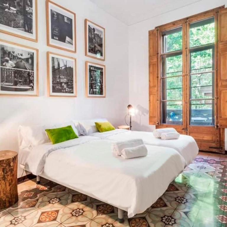 Factory Suites Barcelona - Superior Double with balcony and Private External Bathroom - 3