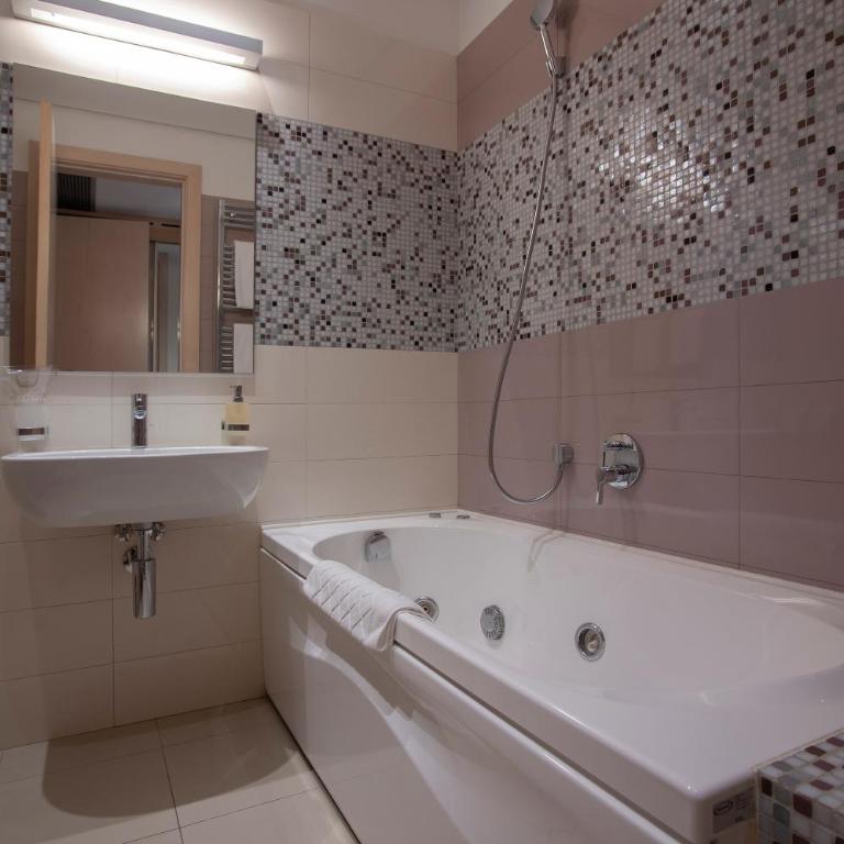 Alexandar Montenegro Luxury Suites & Spa - Predsednički Suite - 10
