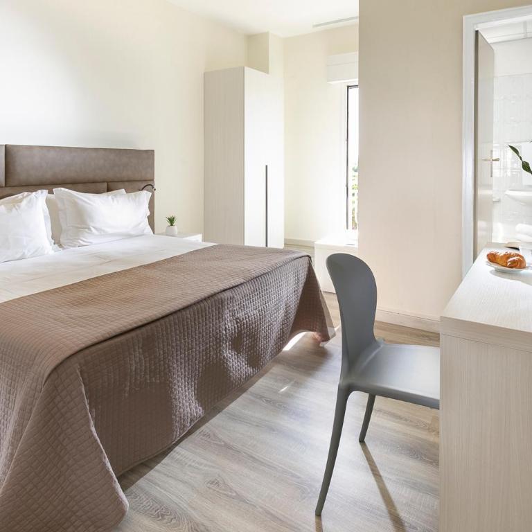 HOTEL ZANARINI in CENTRO a Riccione - Double Room - 4