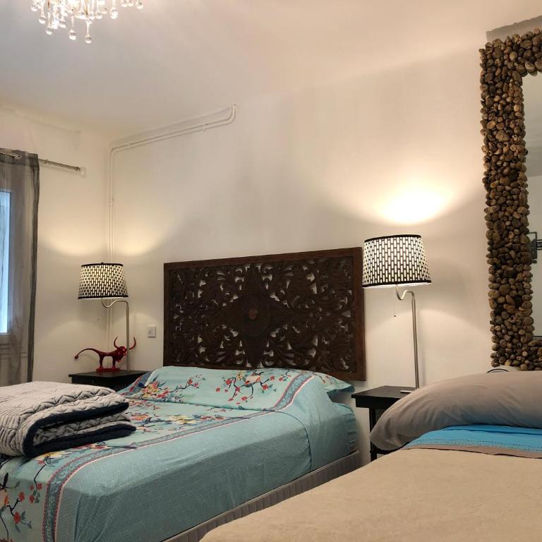 Casa Del Castell - Chambre Double Deluxe avec Vue sur Château - 17