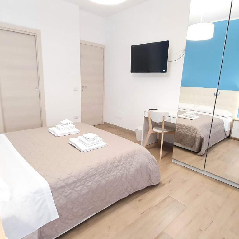 Comfy Vito Rooms with Ensuite and Parking - Bari Policlinico - Triple Room - 14