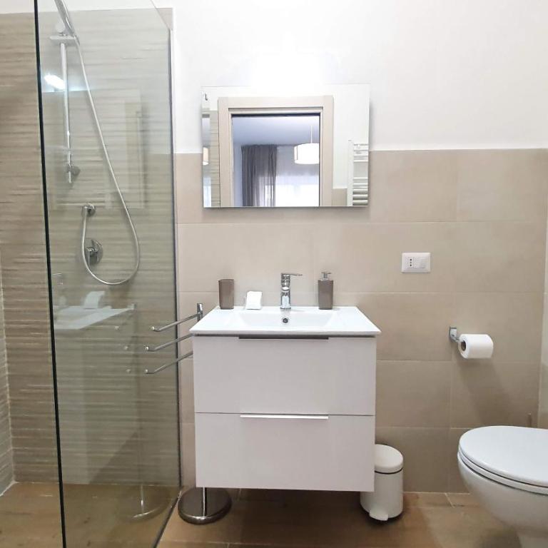 Comfy Vito Rooms with Ensuite and Parking - Bari Policlinico - Triple Room - 18