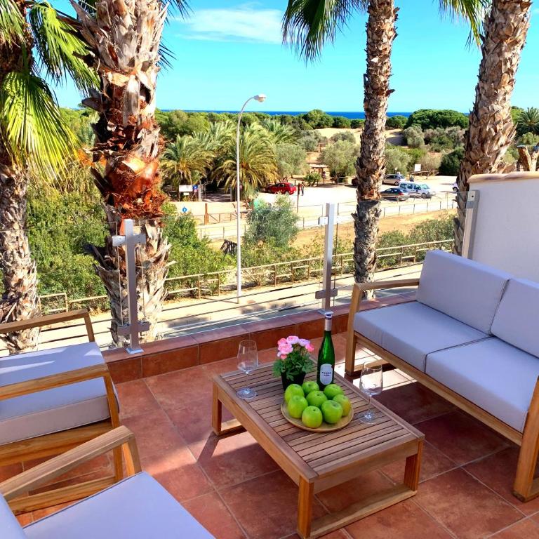 Dream Beach House - Vacation Home - 1