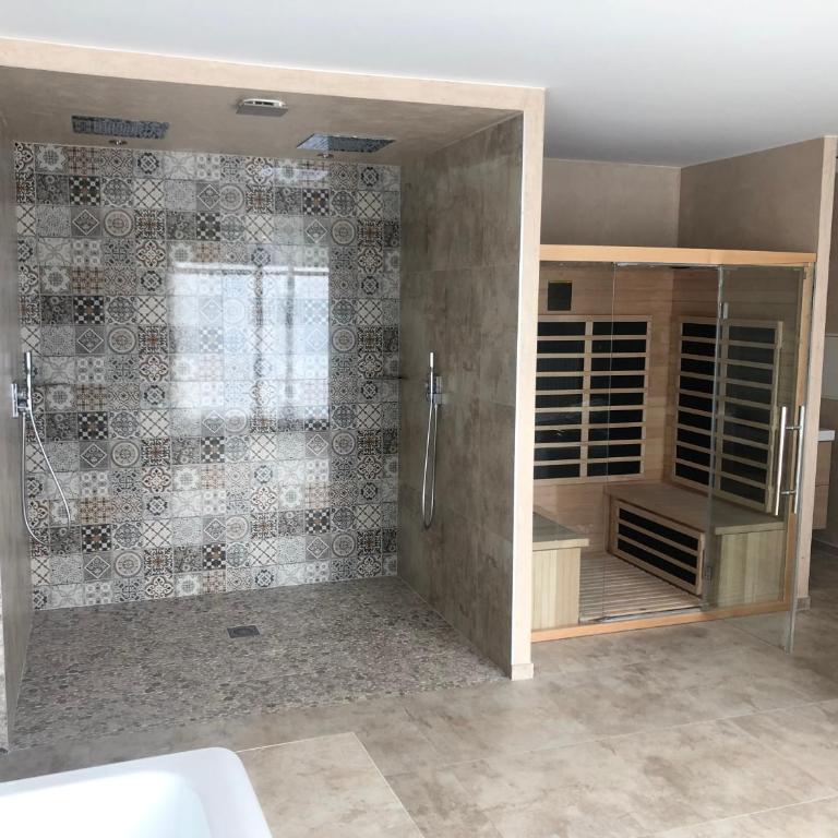 LE LOFT A BULLES (85m2 Jacuzzi Hammam Billiard Bar Douche Sauna) - Apartamento de 1 dormitorio - 36