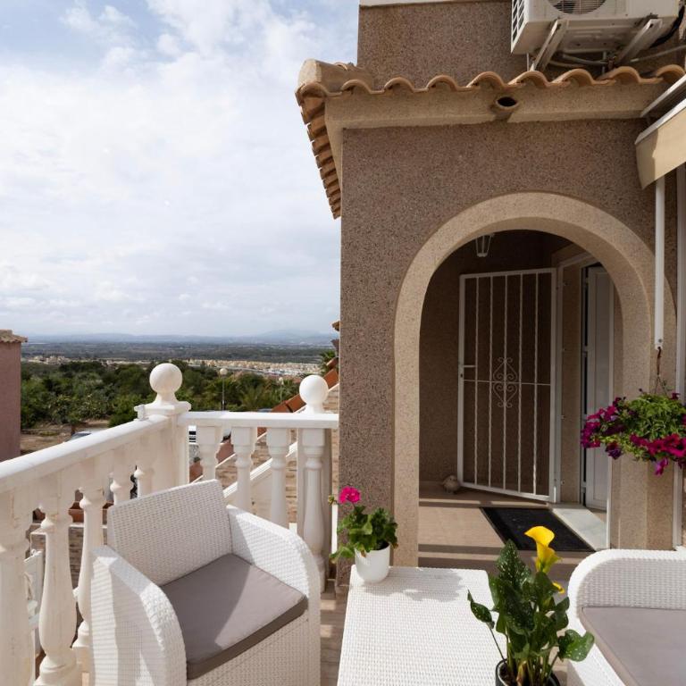 Casa Agapay - Three-Bedroom Apartment - 13
