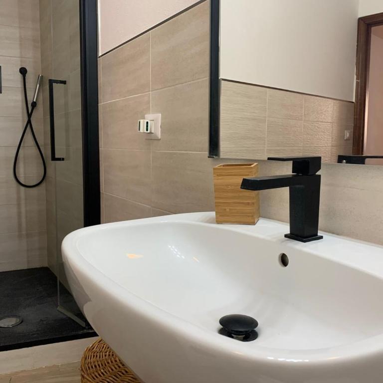 M'illumino d'immenso - MONEGLIA APARTMENTS - Appartamento con 2 Camere da Letto - 16
