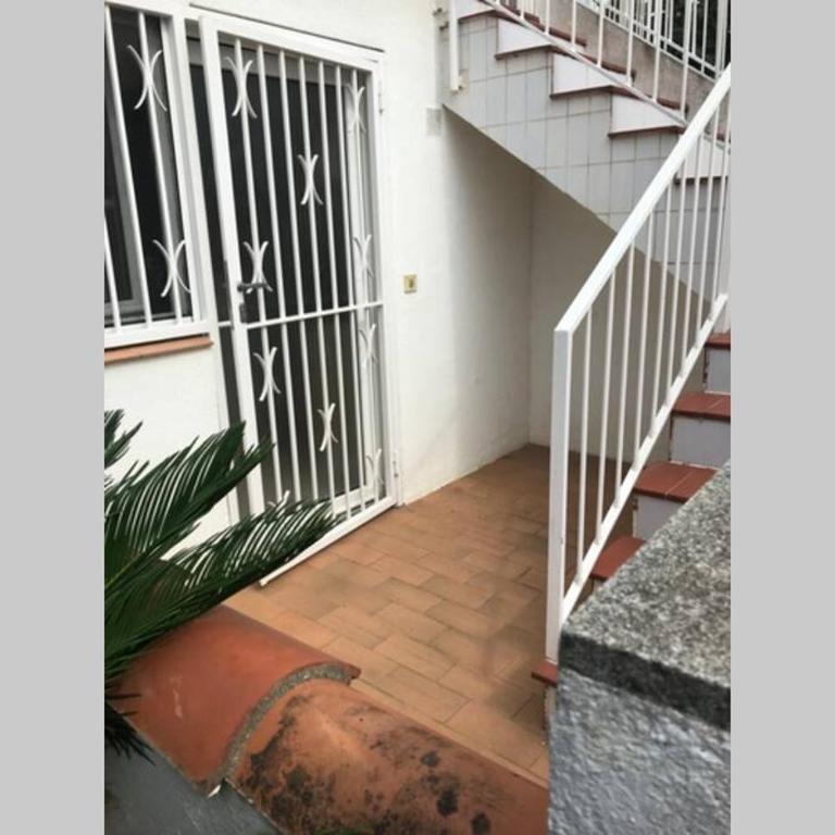 Studio dans un endroit calme et discret d Empuria - Apartamento de 1 dormitorio - 6
