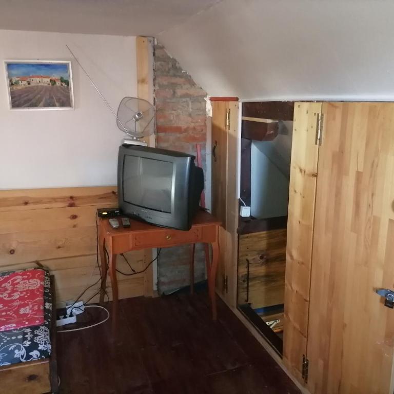 kuća za odmor marković - One-Bedroom House - 16