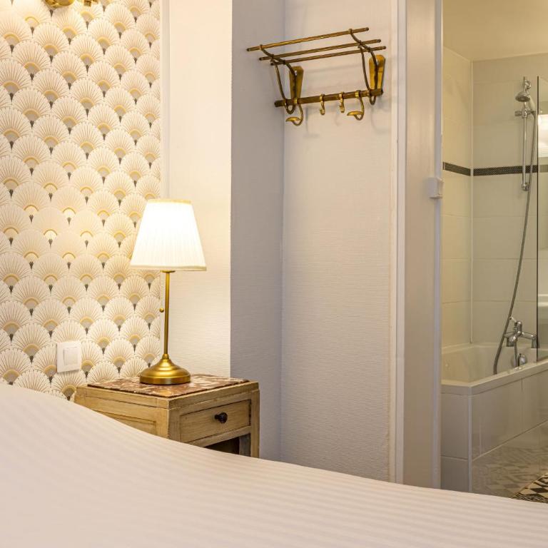 Hôtel Saint Maurice - Chambre Double Confort - 10