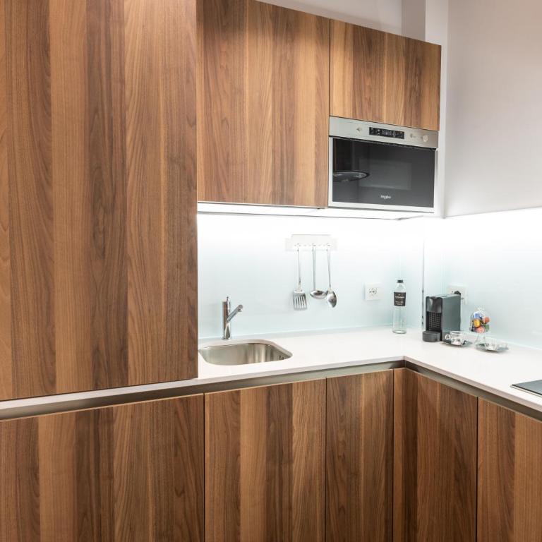 Kairos by Florence Art Apartments - Suite Deluxe - 6