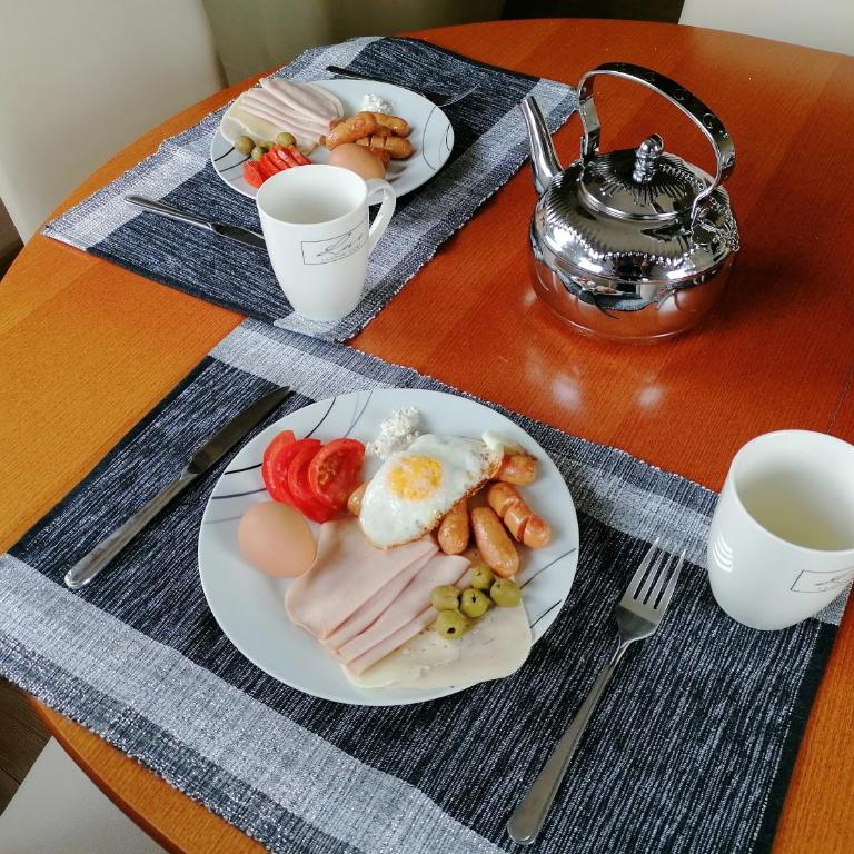 Rooms Delux Sarajevo - Dvokrevetna Soba sa Bračnim Krevetom i Balkonom (2 Odrasle Osobe + 1 Dete) - 38