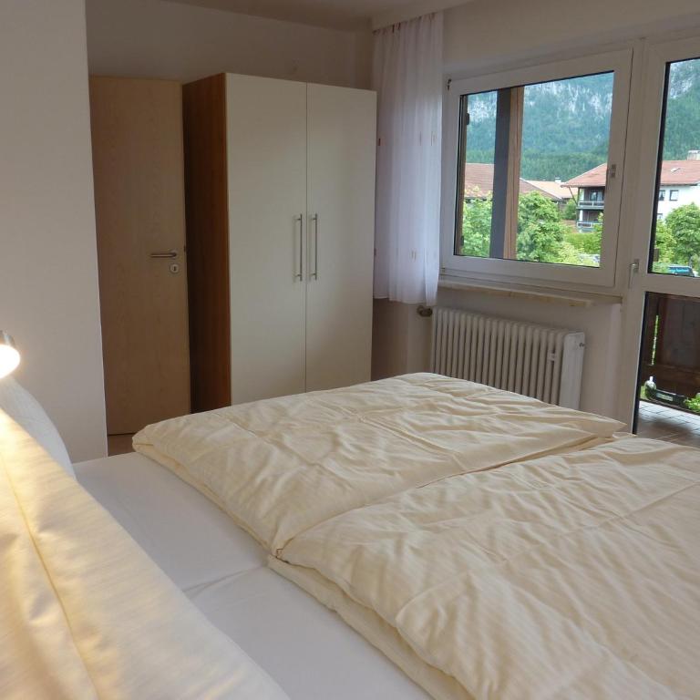 Apartmenthaus Sonnenschein - Chiemgau Karte - Apartment mit Blick auf die Berge - 4