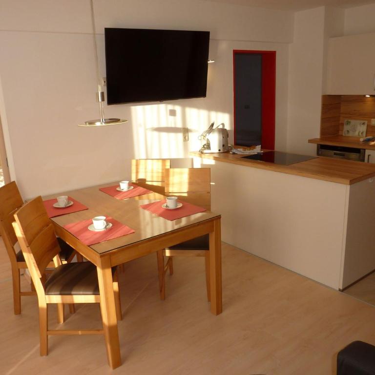 Apartmenthaus Sonnenschein - Chiemgau Karte - Apartment mit 2 Schlafzimmern - 2