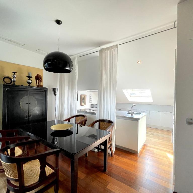 Ático en Plaza de la Constitución 3 bedrooms - Apartamento Ático - 52